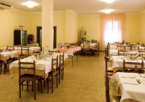 Hotel Belvedere Castrocaro Terme Exteriör bild