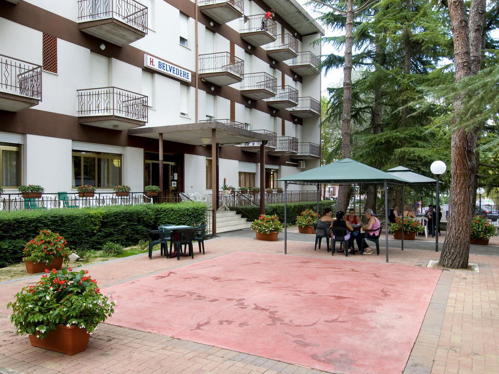 Hotel Belvedere Castrocaro Terme Exteriör bild