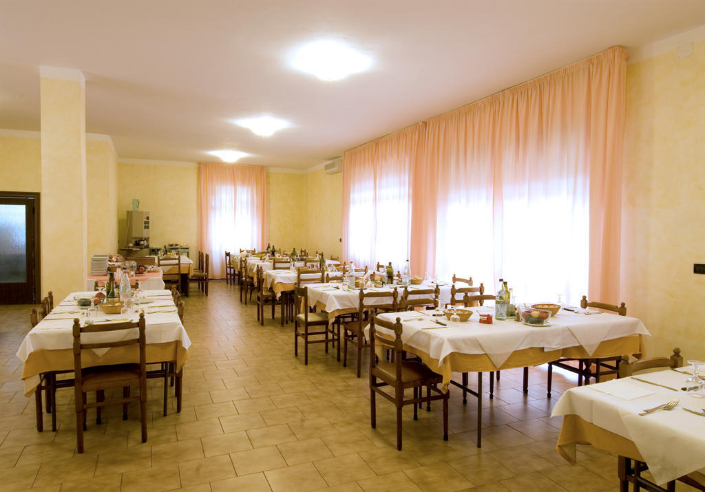 Hotel Belvedere Castrocaro Terme Exteriör bild
