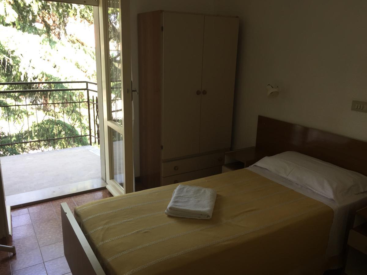 Hotel Belvedere Castrocaro Terme Exteriör bild