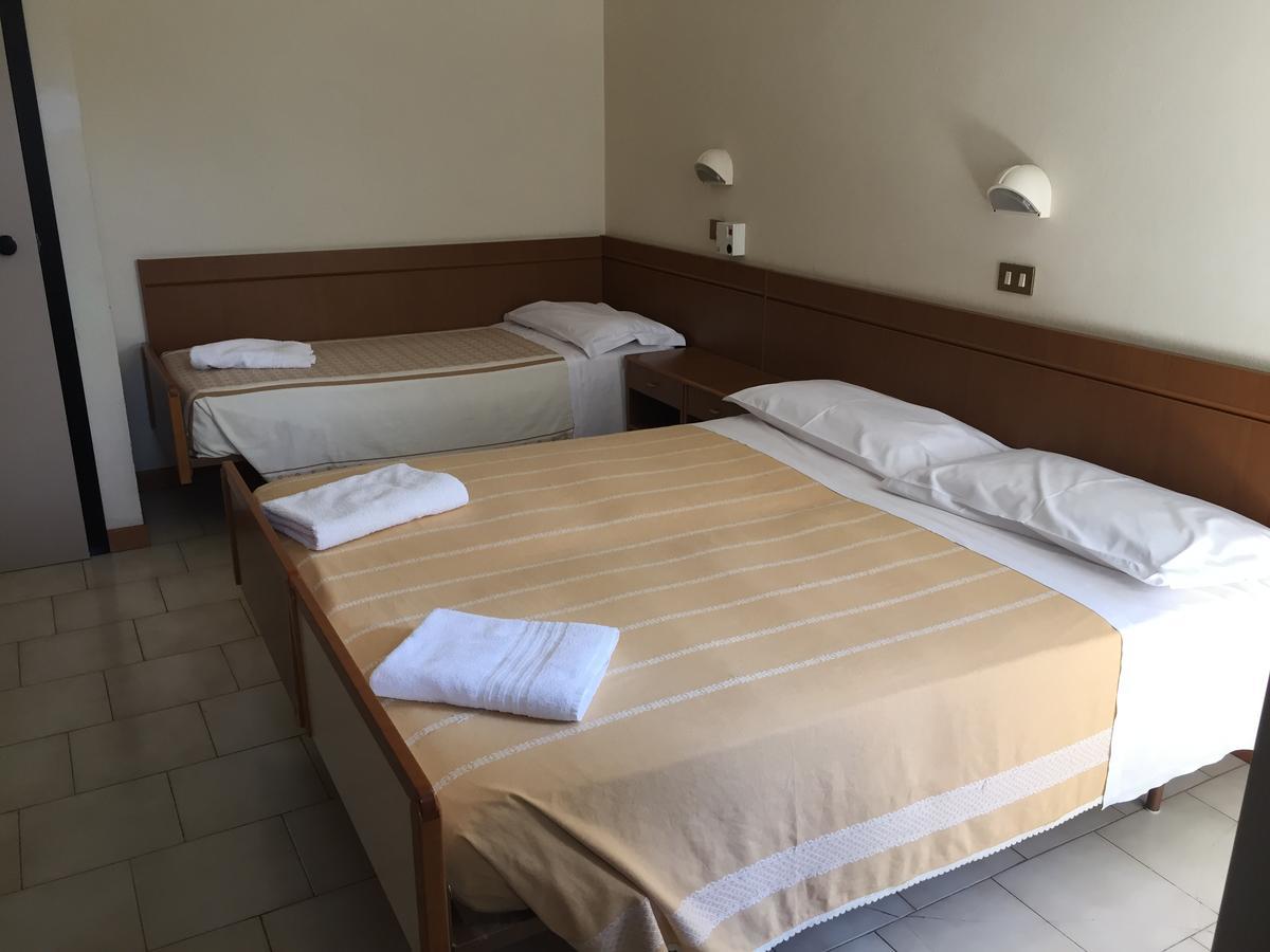 Hotel Belvedere Castrocaro Terme Exteriör bild